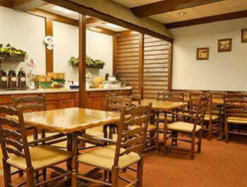 Super 8 By Wyndham Caryville Tn Exterior photo